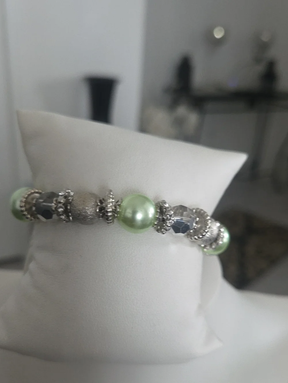 Paparazzi Sparkling Conversation Green Bracelet NWT